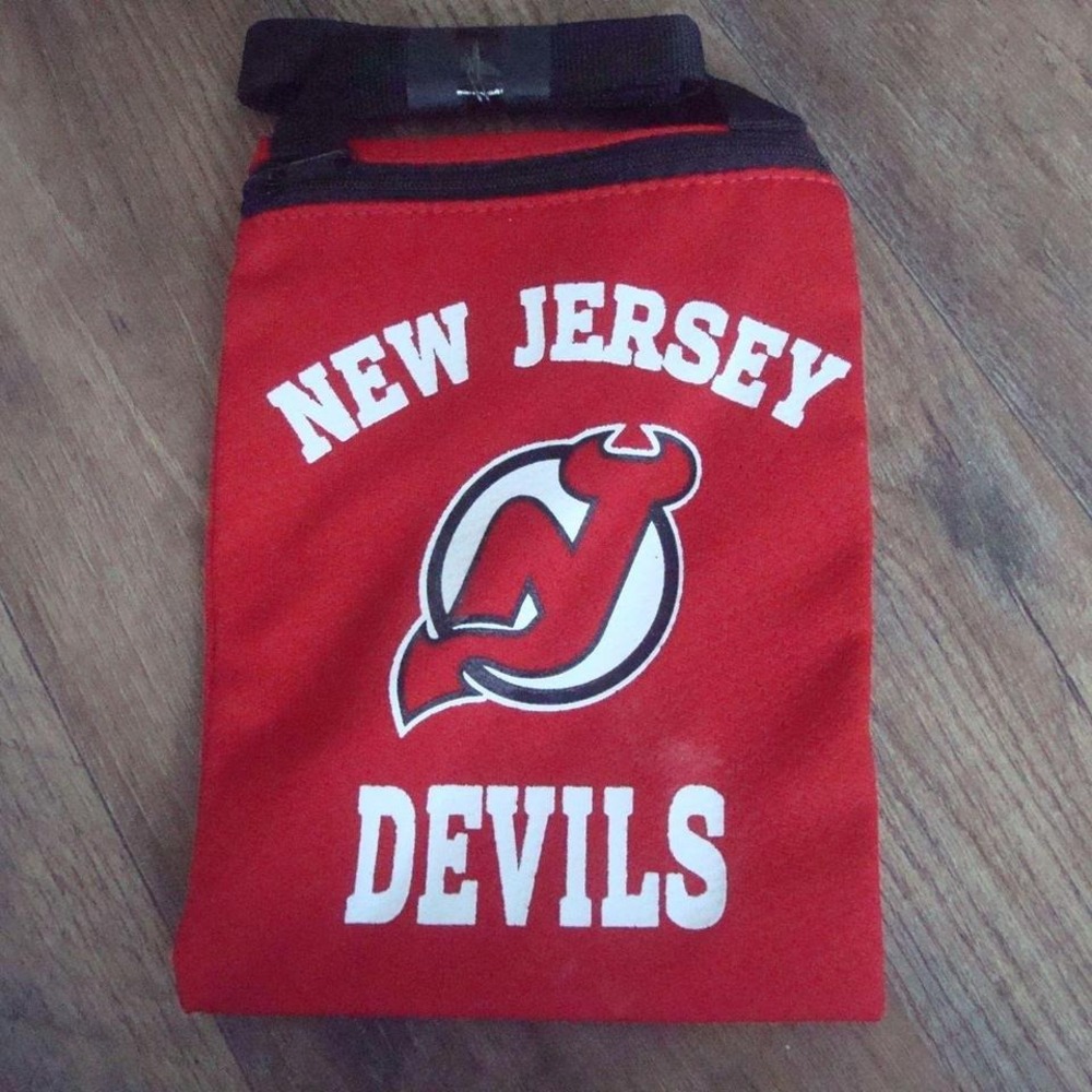 NEW JERSEY‎ DEVILS JERSEY 6X8 BAG PURSE VINTAGE ZIPPER L4